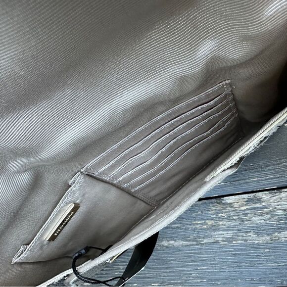 BCBGMAXAZRIA Silver Gold Harlow Envelope Clutch NWT - Picture 5 of 10